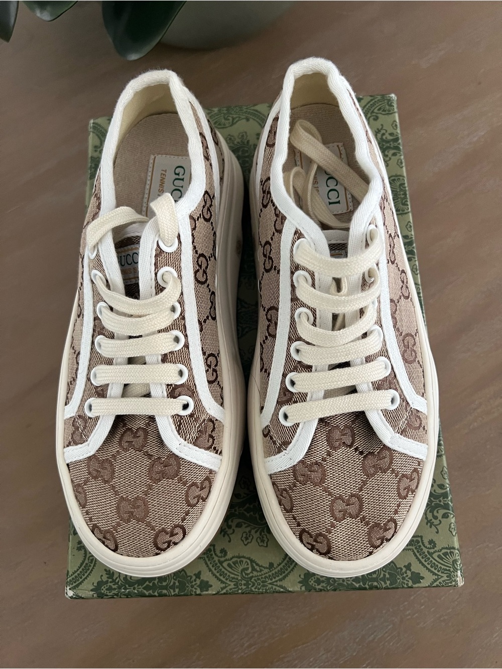 Gucci Beige Brown GG Canvas Low-Top Sneakers with Cream Trim